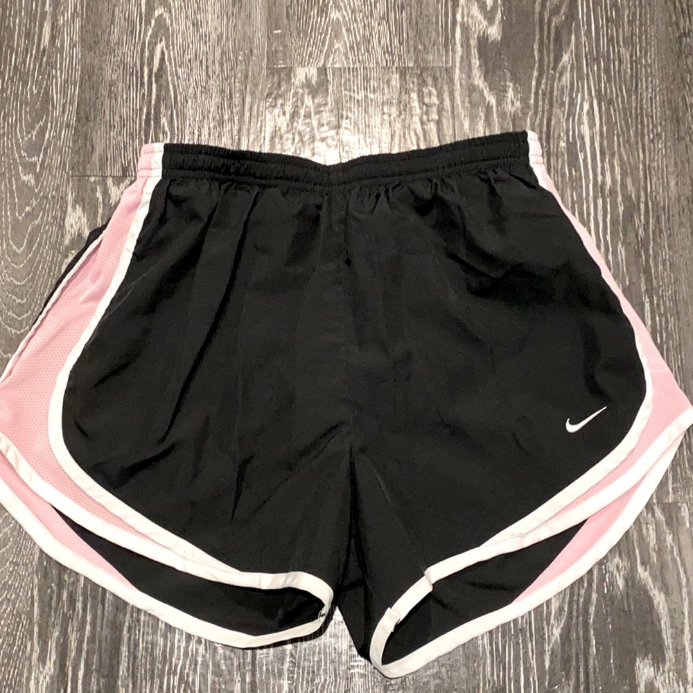 Nike tempo running shorts black/pink - size m